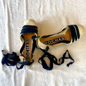ROCHAS unique ankle tie platform espadrilles. Size 36. Super cute!!!